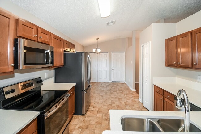 Building Photo - 8628 Springtree Road