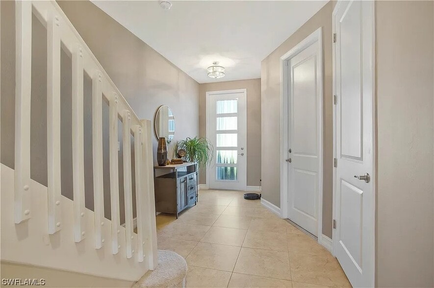 Building Photo - 7972 Bristol Cir