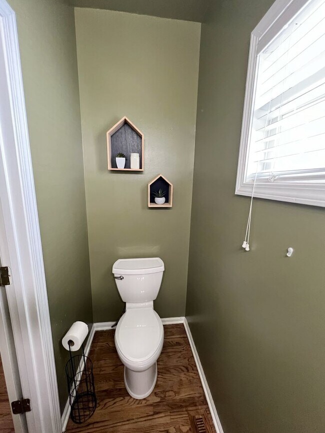 Building Photo - COMING SOON: Charming 3-Bedroom Home with ...