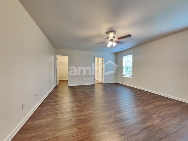 Building Photo - 280 Cameron St