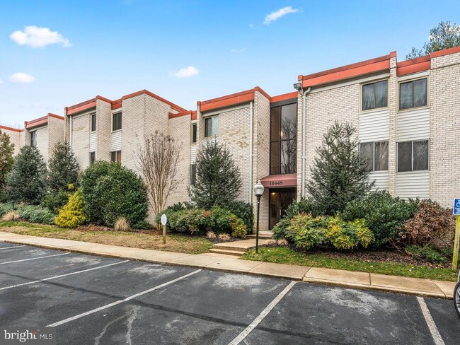 Building Photo - 14448 Parkvale Rd