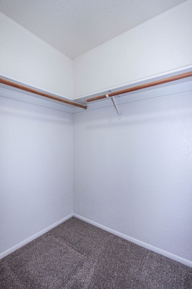 Building Photo - Montana Terrace Condo
