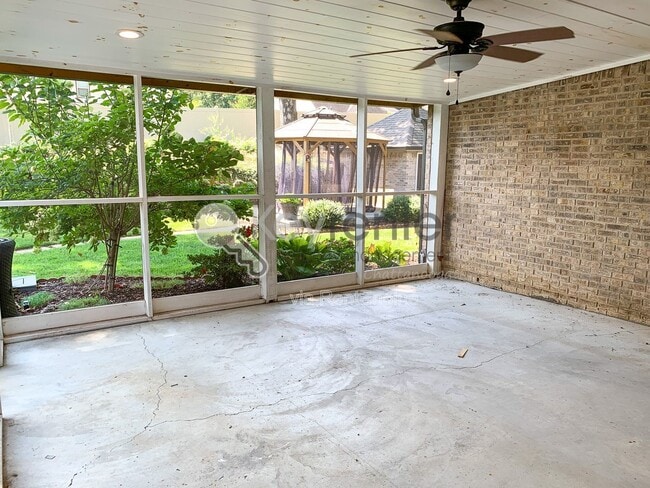 Building Photo - 7716 Royal Harbour Cir