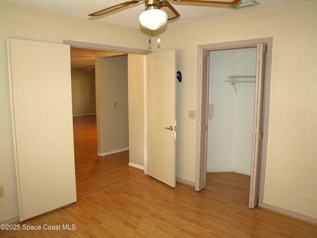 Building Photo - 831 Greenwood Manor Cir