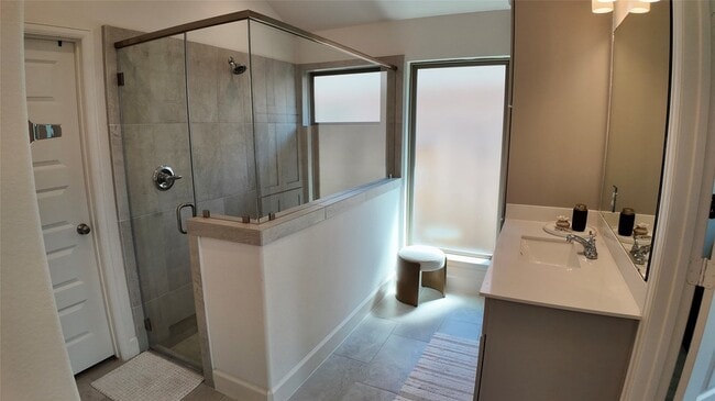 Building Photo - 27127 Cutleaf Daisy Ct