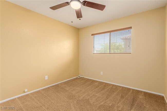 Building Photo - 179 Redwood Pond Dr