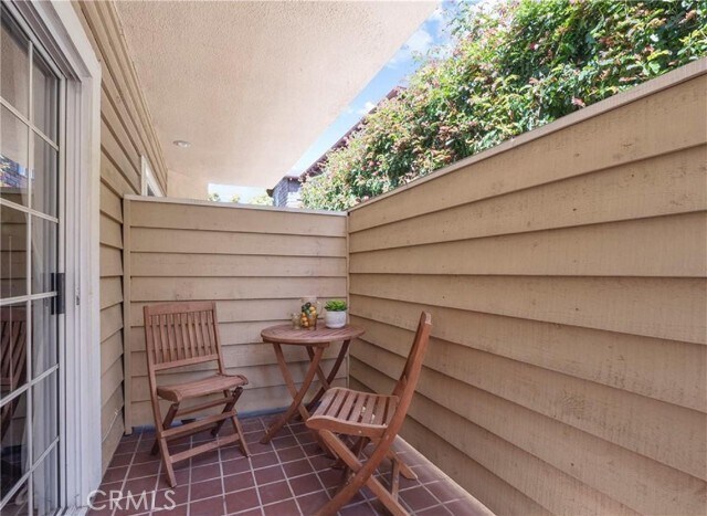 Building Photo - 300 Alpine St