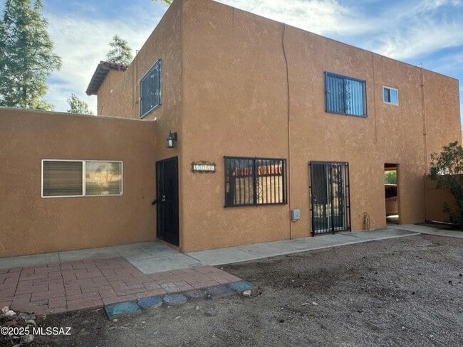 Building Photo - 6536 Calle La Paz