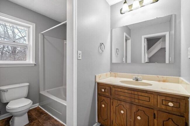 Building Photo - Lovely home on beautiful wooded corner lot