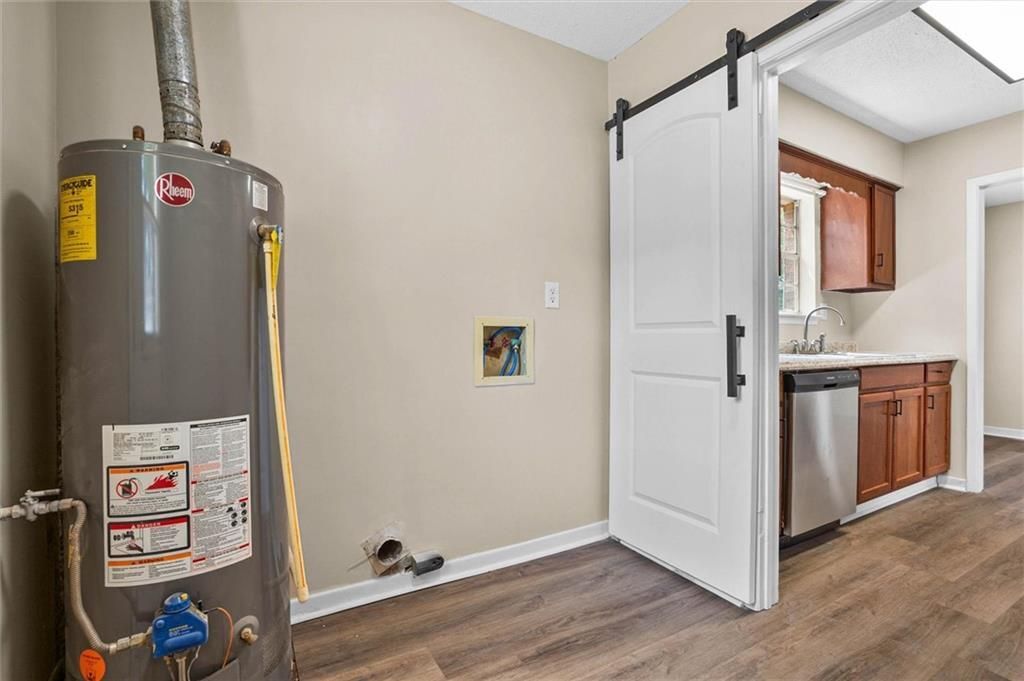 Building Photo - 5417 Quail Run E