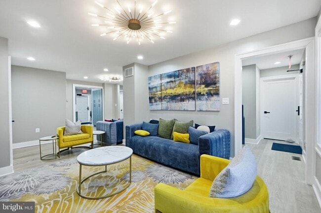 Building Photo - 6314 Barrs Ln