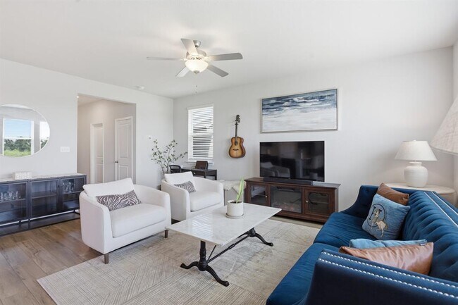 Building Photo - 514 Sun Grv Trl