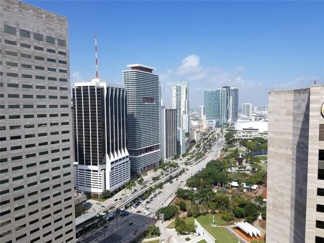 Building Photo - 335 S Biscayne Blvd