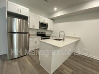 Building Photo - 709 N 44th St