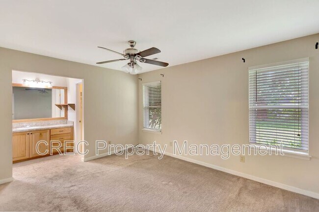 Building Photo - 412 Fox Hunt Rd