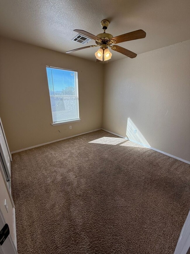 Building Photo - 4 Bedroom Home in Sonoma Ranch