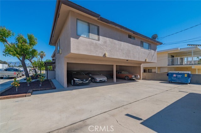 Building Photo - 515 N 1st St