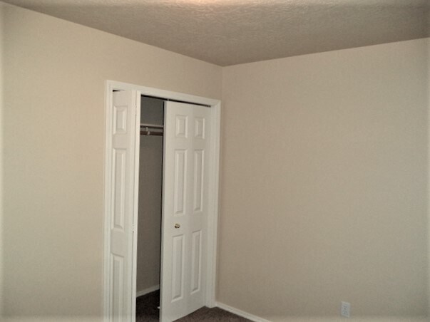 Building Photo - 10513 W Hazelwood Dr