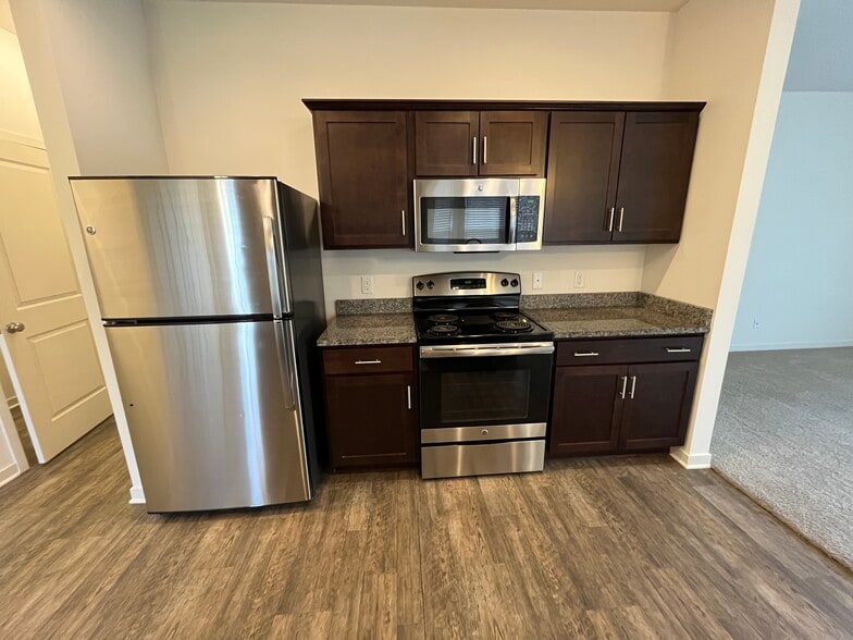 Building Photo - 3619 Black Star St