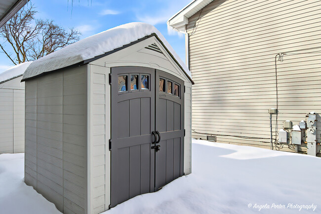 Building Photo - 829 Washington St