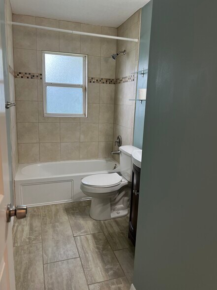 Hall Bathroom - 779 West Lyman Avenue