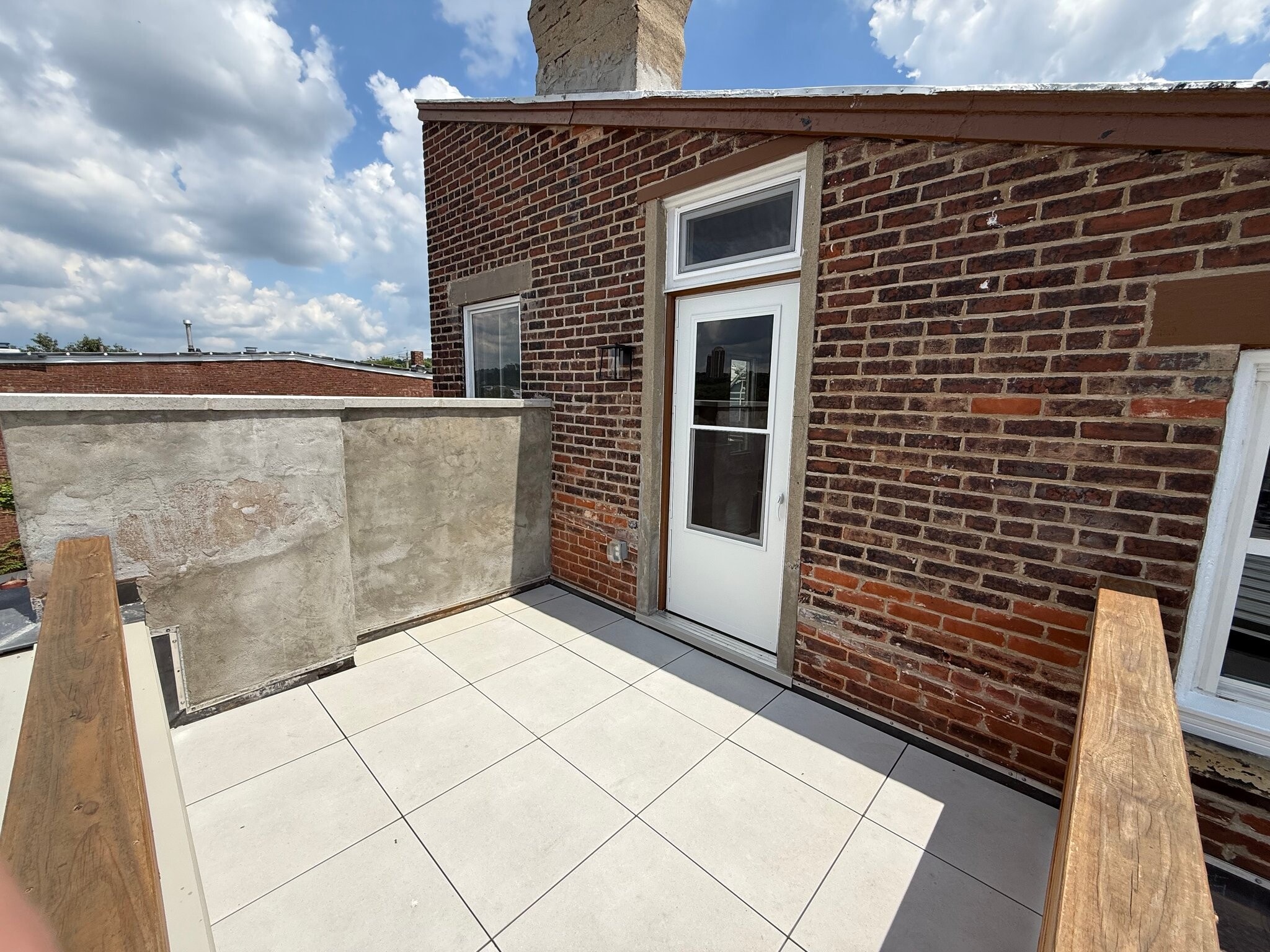 Building Photo - 401 Fairfield Ave