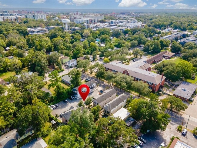 Building Photo - 711 NW 10th St