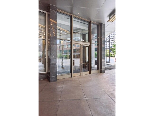 Building Photo - 255 Hennepin Ave