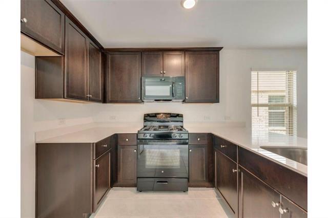 Building Photo - 2206 Mobile St