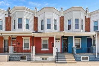 Building Photo - 227 N Simpson St