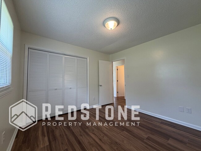 Building Photo - 3138 Whitesell Dr