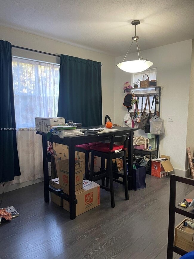 Building Photo - 2541 Centergate Dr