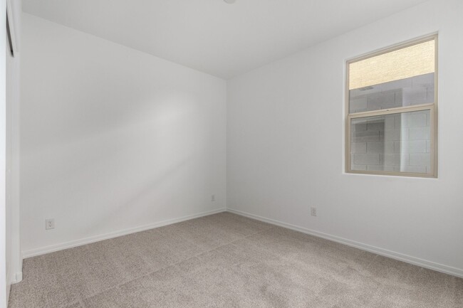 Building Photo - MOVE IN SPECIAL! Brand new 4 bedroom 2 bat...