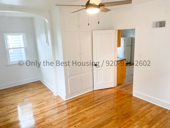 Building Photo - 1307 W Bent Ave