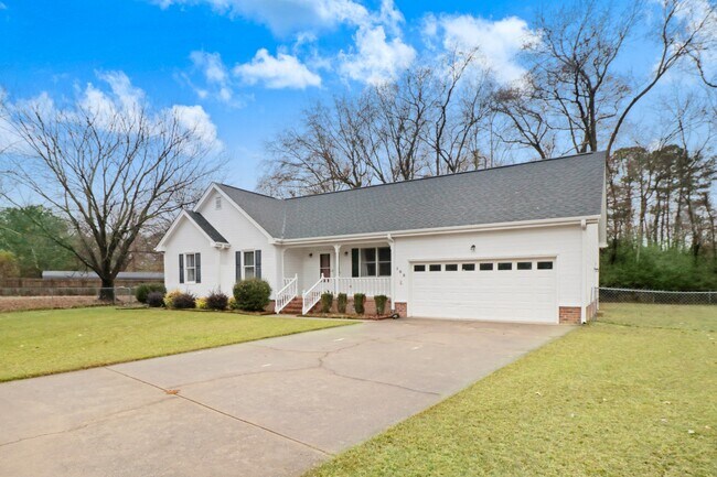 Building Photo - 103 Sallie Pl