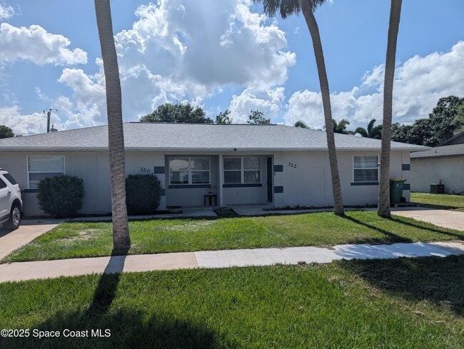 Primary Photo - 322 Country Ln Dr