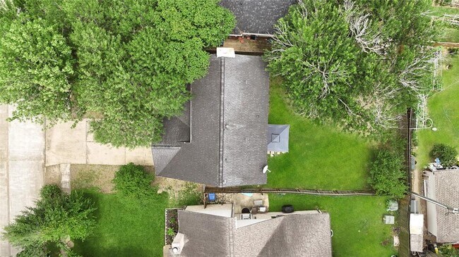 Building Photo - 21459 Park Timbers Ln