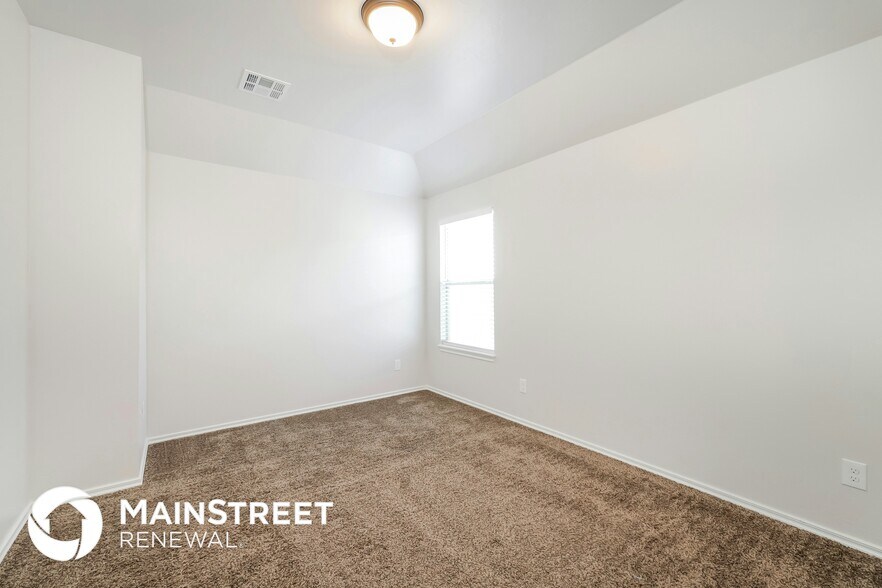 Building Photo - 8345 NW 137th St