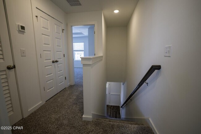 Building Photo - 5860 Tyndall Pkwy