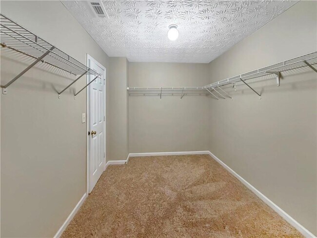 Building Photo - 1210 Skylar Ridge Cir