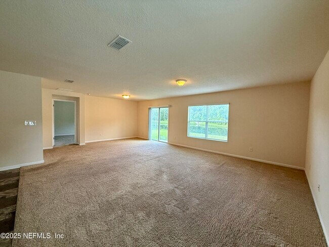 Building Photo - 3635 Summit Oaks Dr