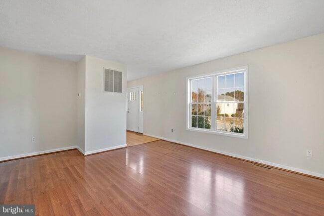 Building Photo - 21443 Hillary Ct