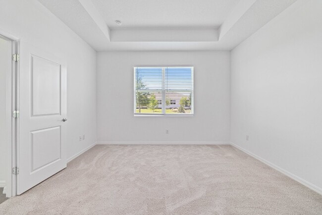Building Photo - "WoodCreek Charming 3-Bed, 2-Bath Home with Granite Countertops and Screen in back porch on Bendi...