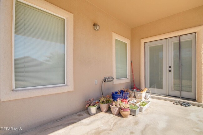 Building Photo - 14600 Christian Castle