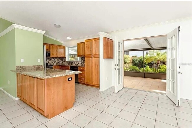 Building Photo - 244 Myrtle Ct