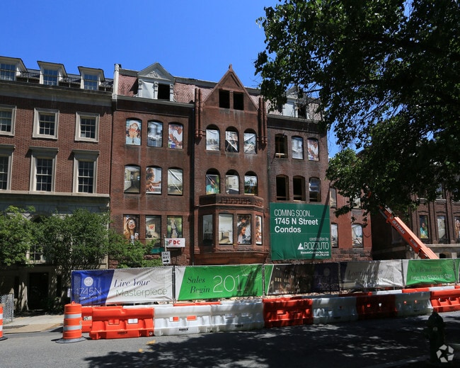 Building Photo - The Flats