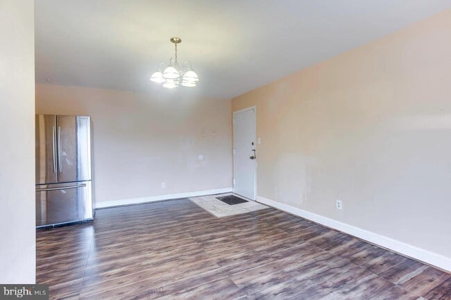 Building Photo - 7981 Audubon Ave