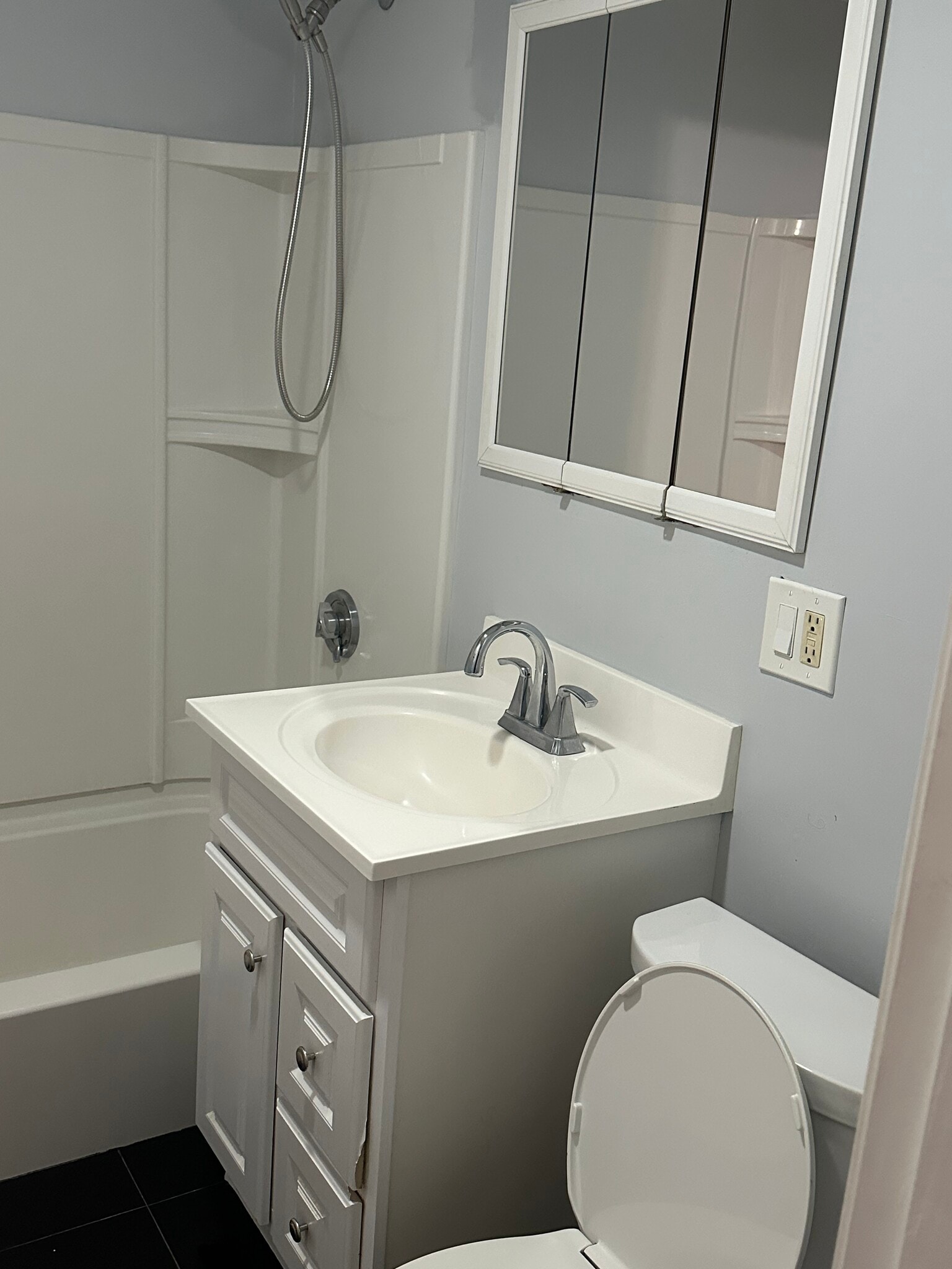 Building Photo - 31 Jones Ter