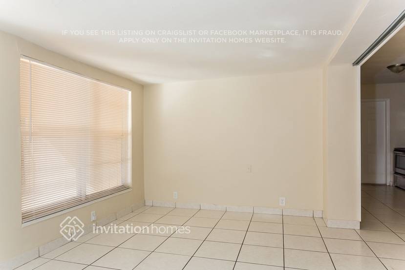 Building Photo - 1513 NE 27th Ct