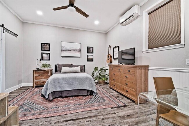 Building Photo - 9940 Kitty Rd